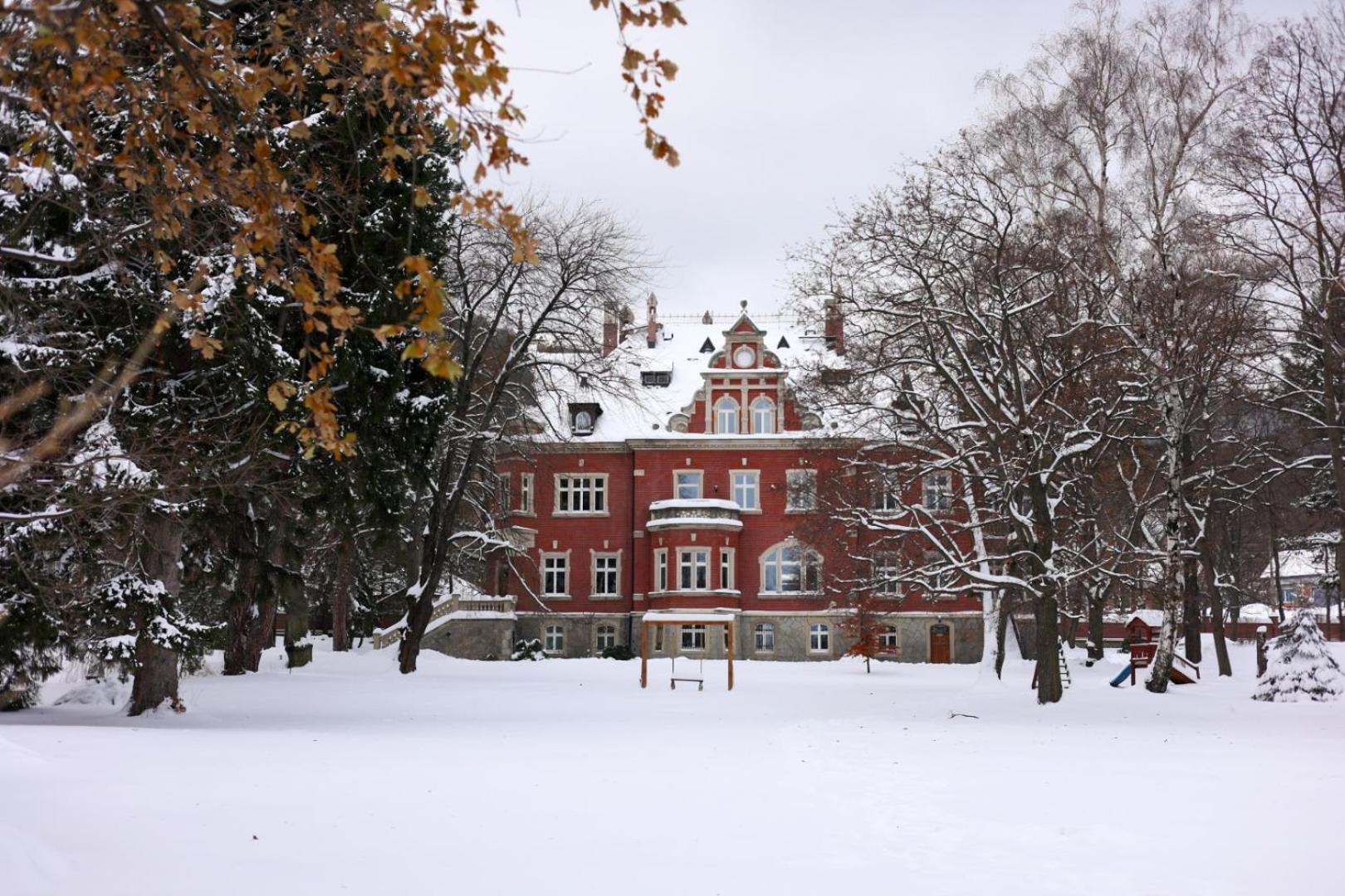 Hotel Debowy Biowellness & Spa Gory Sowie Bielawa  Exterior photo